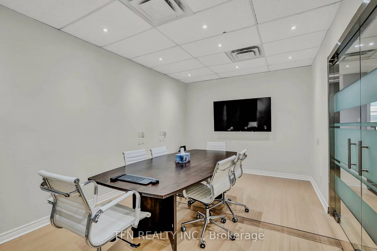 255, Duncan Mill, St. Andrew-Windfields, Toronto