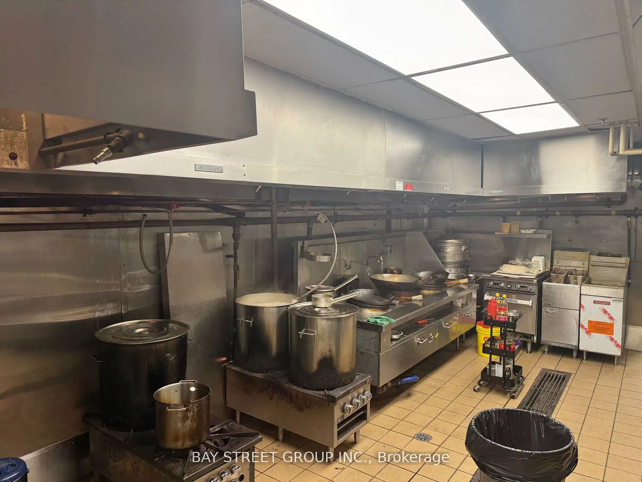 47, Baldwin, Kensington-Chinatown, Toronto