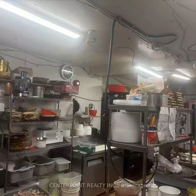 409, Spadina, Kensington-Chinatown, Toronto