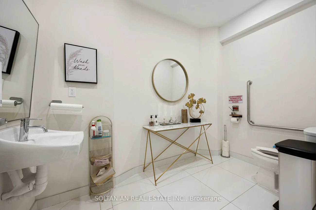 515, Wilson, Clanton Park, Toronto