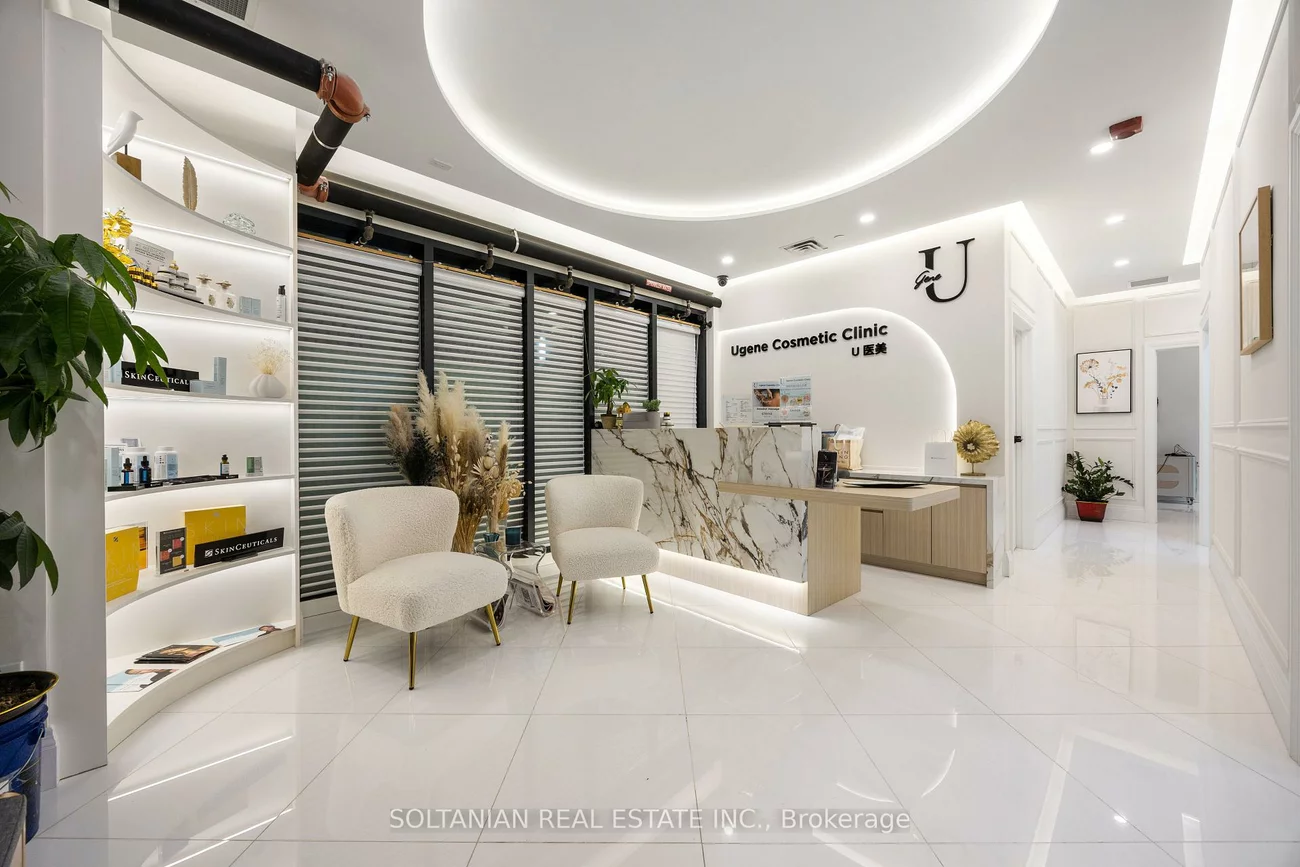 515, Wilson, Clanton Park, Toronto