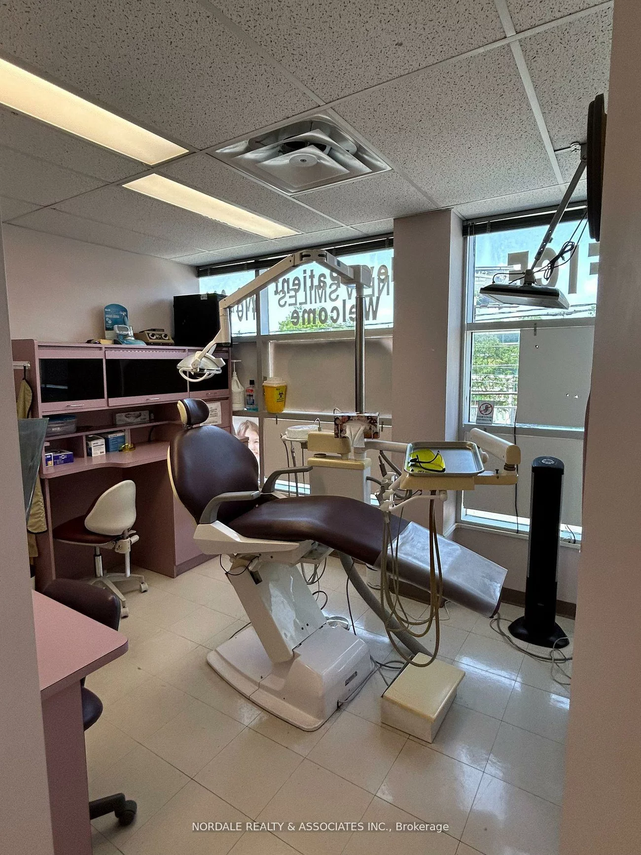 77, Finch, Newtonbrook West, Toronto