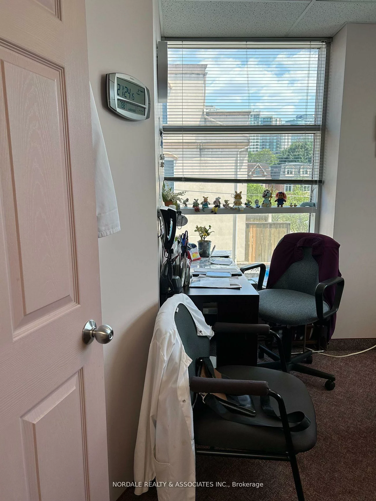 77, Finch, Newtonbrook West, Toronto