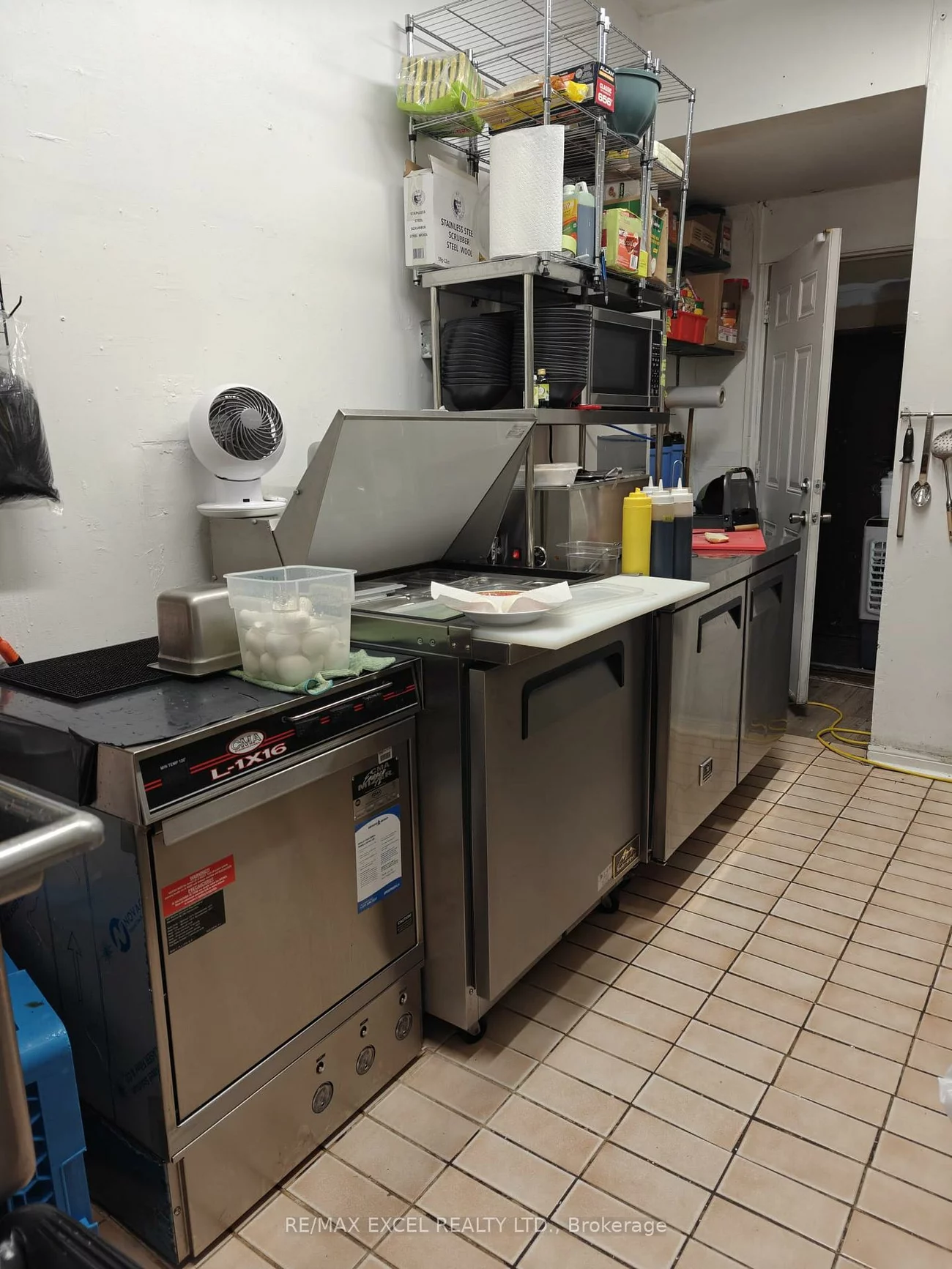 253, Gerrard, Moss Park, Toronto