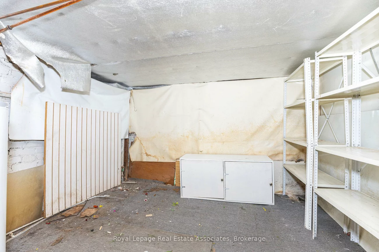 654, Bloor, Annex, Toronto