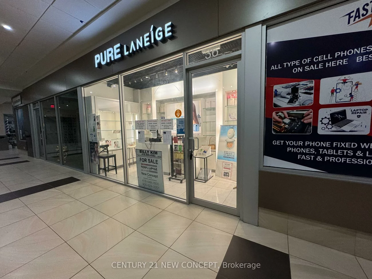 384, Yonge, Bay Street Corridor, Toronto