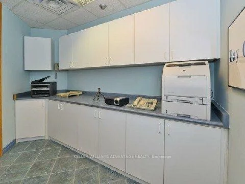 1033, Bay, Bay Street Corridor, Toronto