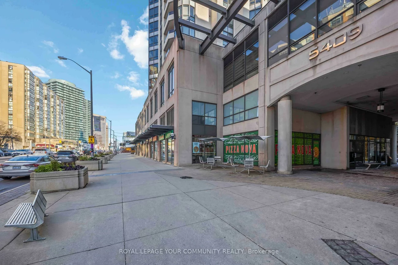 5409, Yonge, Willowdale East, Toronto