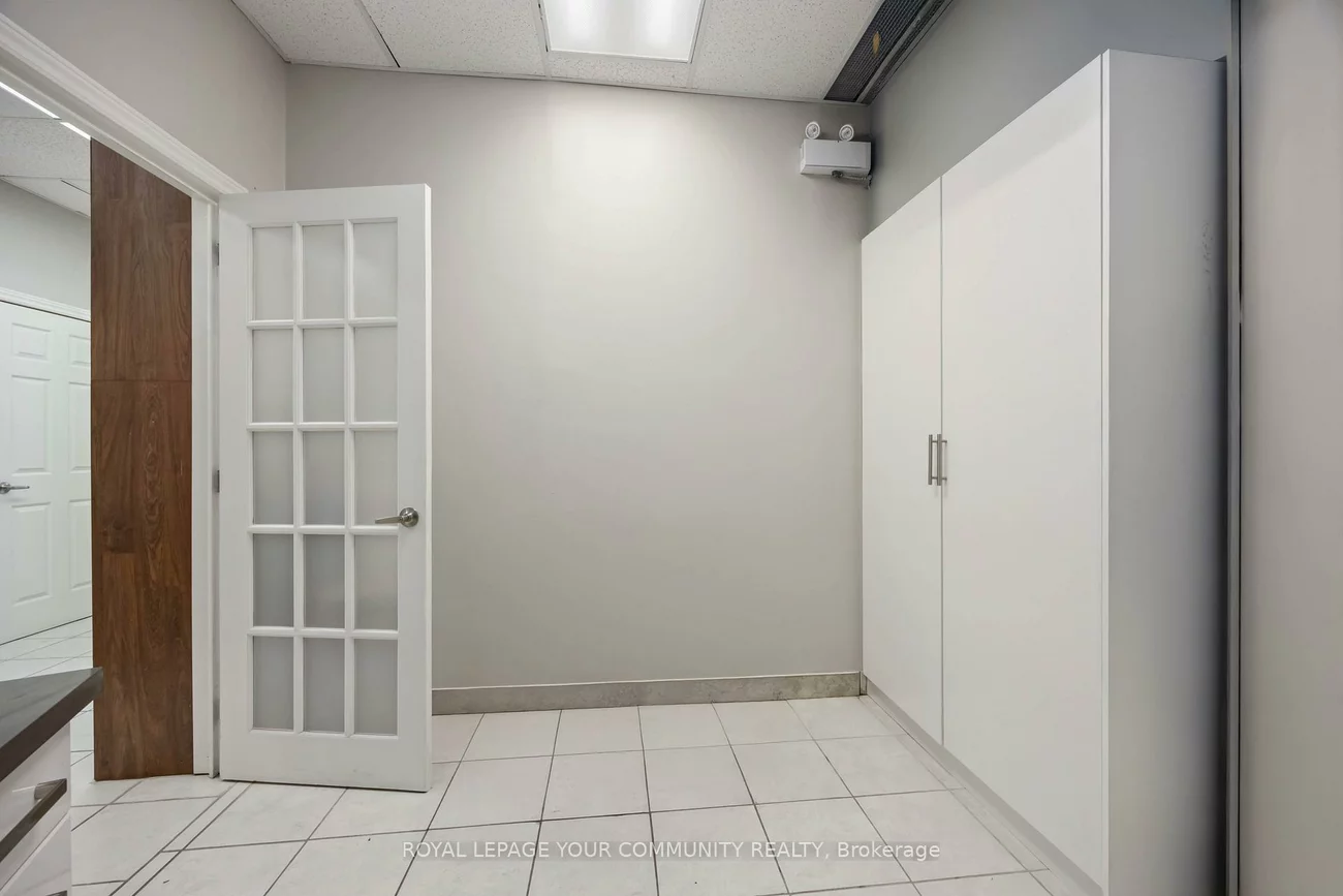 5409, Yonge, Willowdale East, Toronto