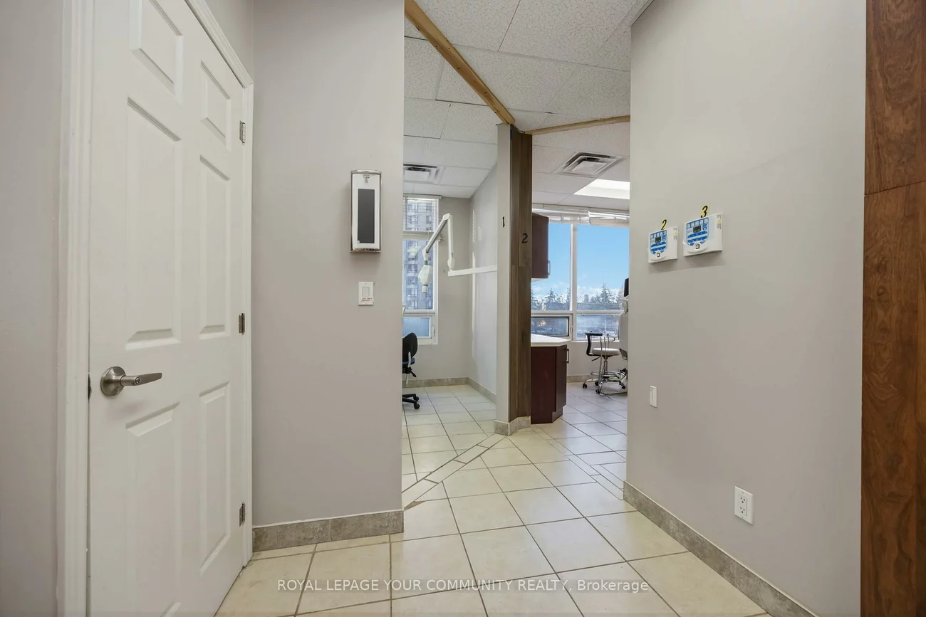 5409, Yonge, Willowdale East, Toronto