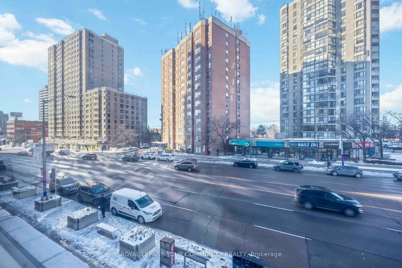 5409, Yonge, Willowdale East, Toronto