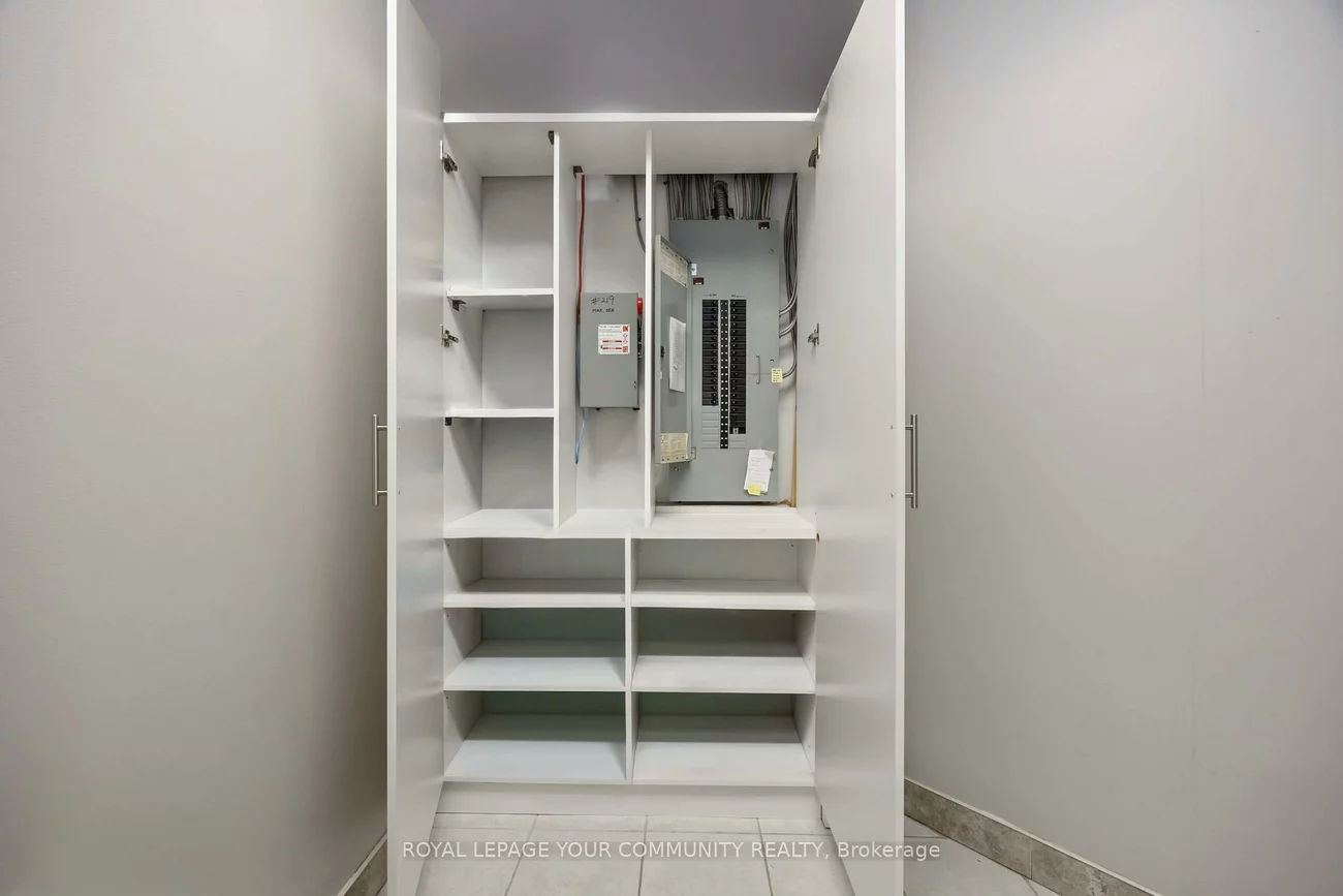 5409, Yonge, Willowdale East, Toronto