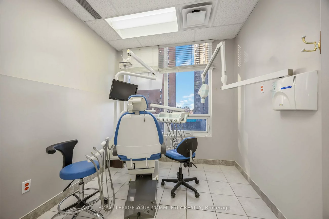 5409, Yonge, Willowdale East, Toronto