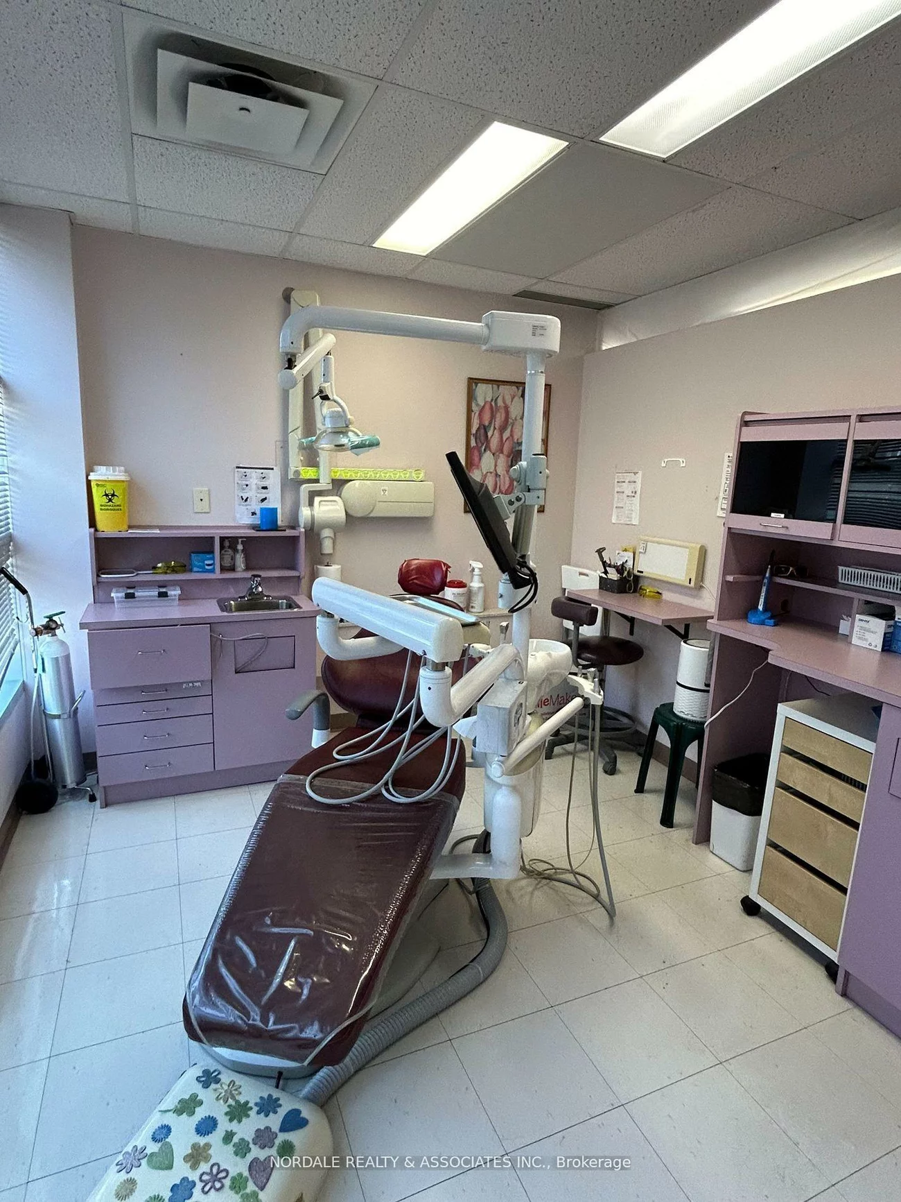 77, Finch, Newtonbrook West, Toronto