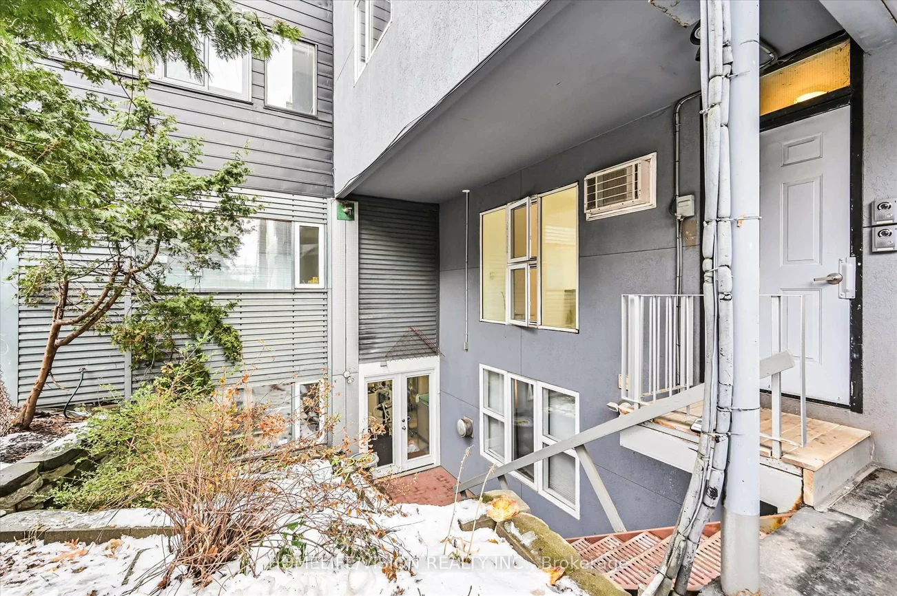 400, Summerhill, Rosedale-Moore Park, Toronto