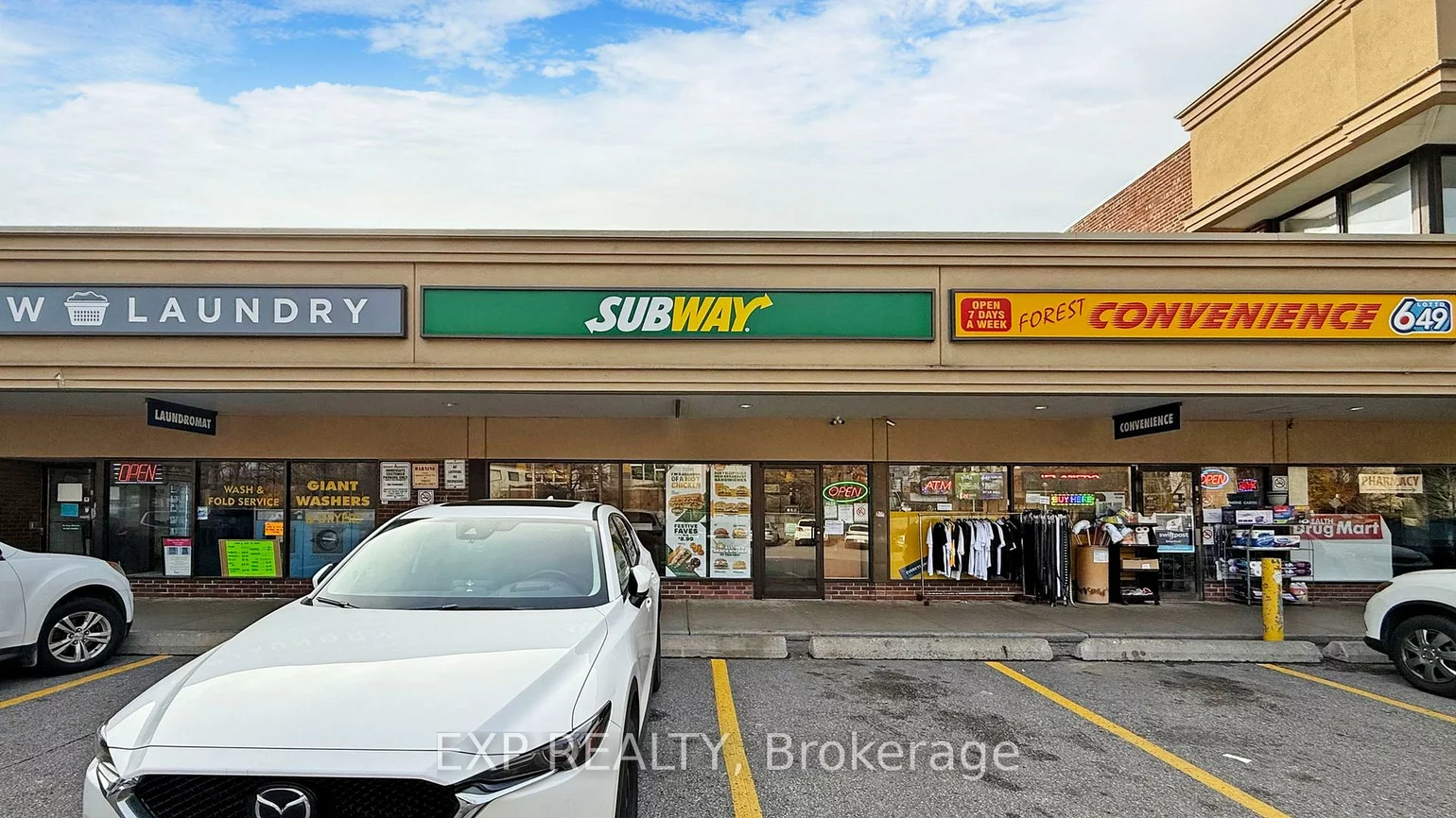 105, Parkway Forest, Henry Farm, Toronto