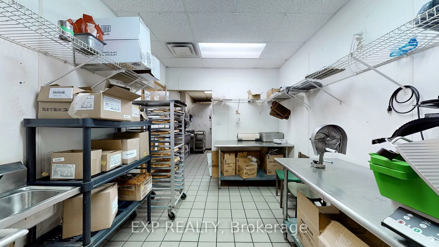 105, Parkway Forest, Henry Farm, Toronto