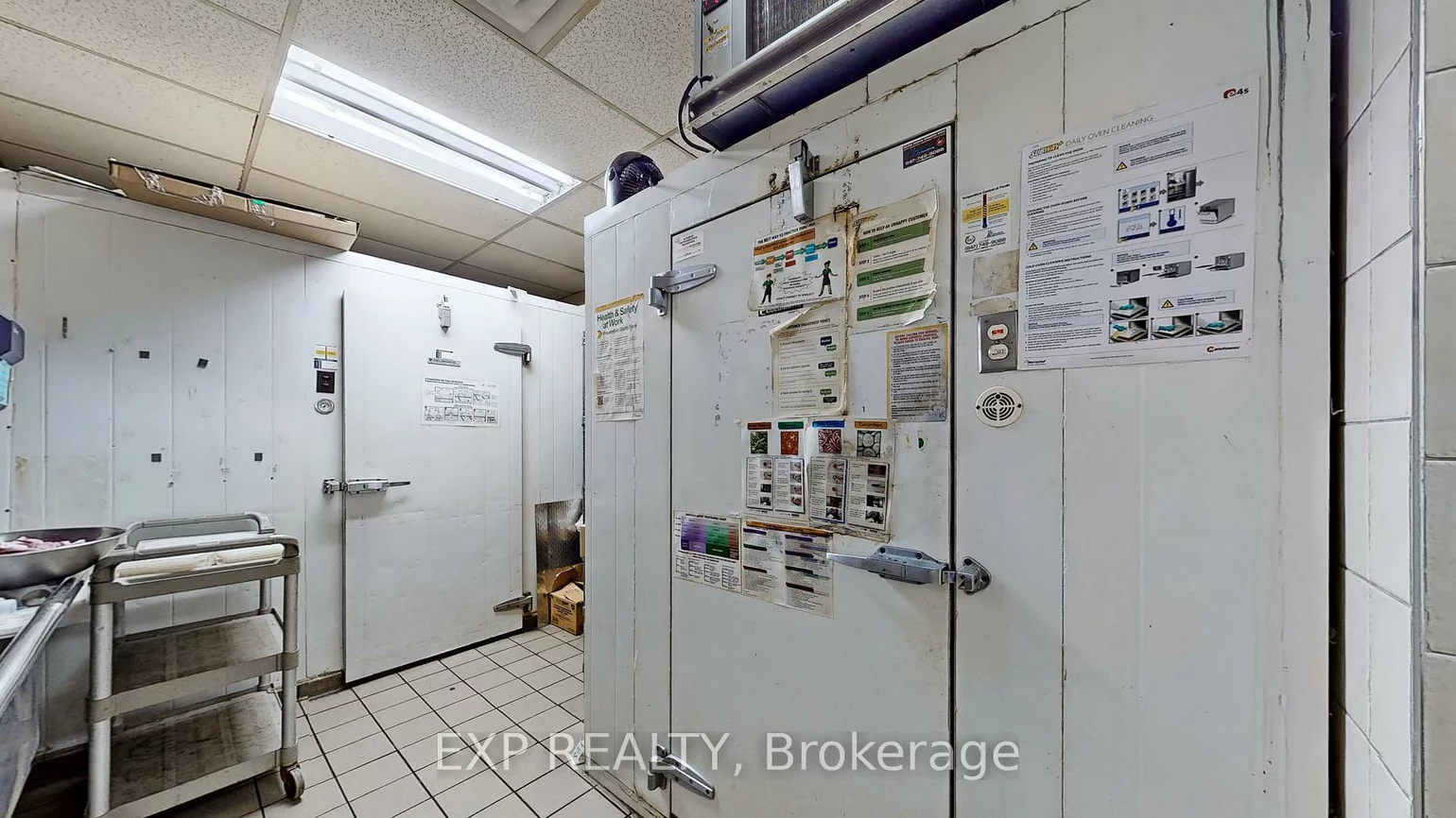 105, Parkway Forest, Henry Farm, Toronto