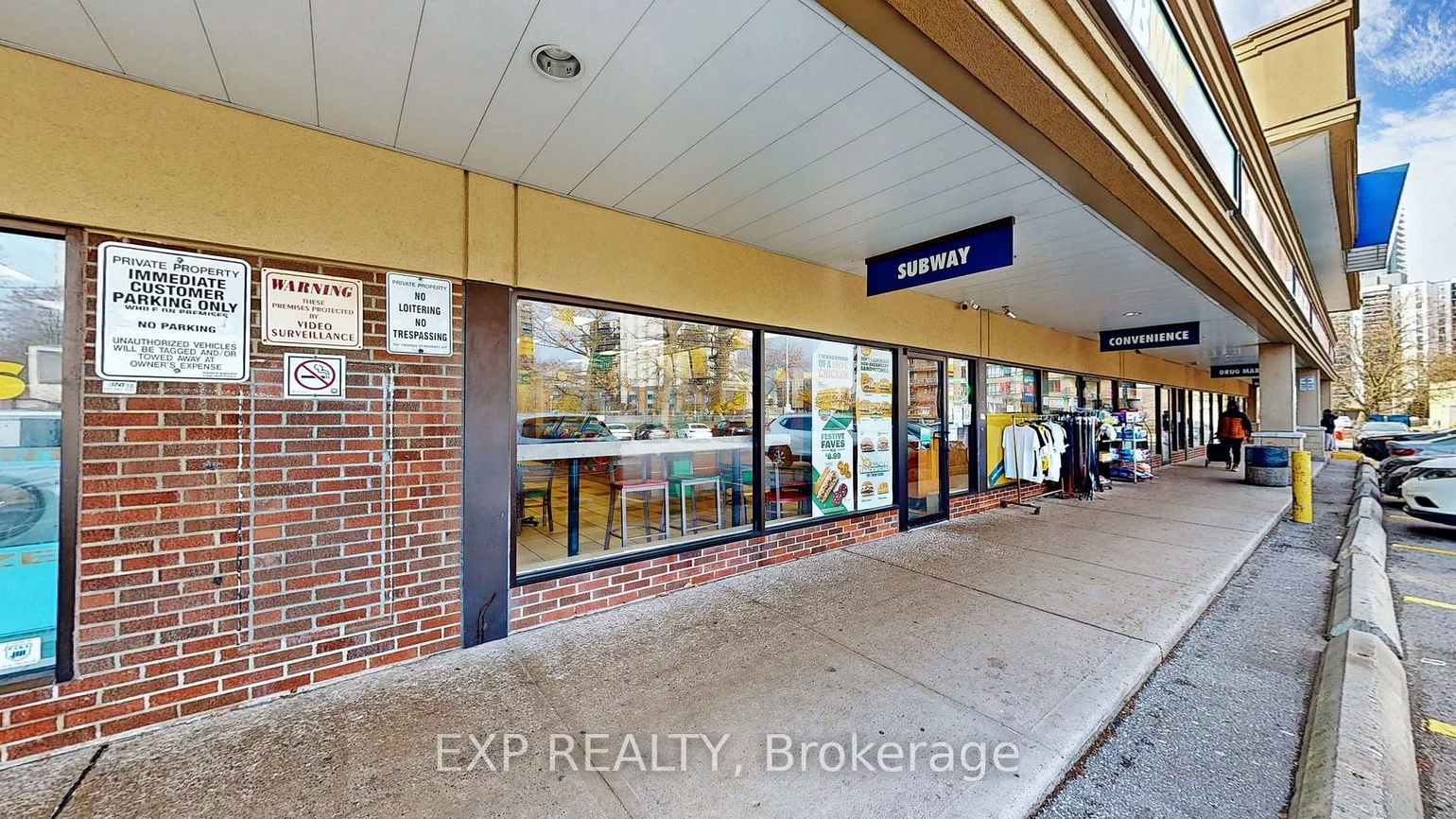 105, Parkway Forest, Henry Farm, Toronto