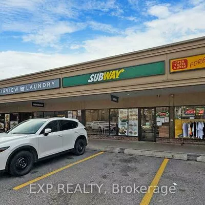 Commercial for sale, 105, Parkway Forest, Henry Farm, Toronto