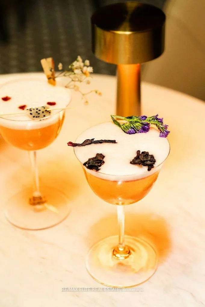 1, Yorkville, Annex, Toronto