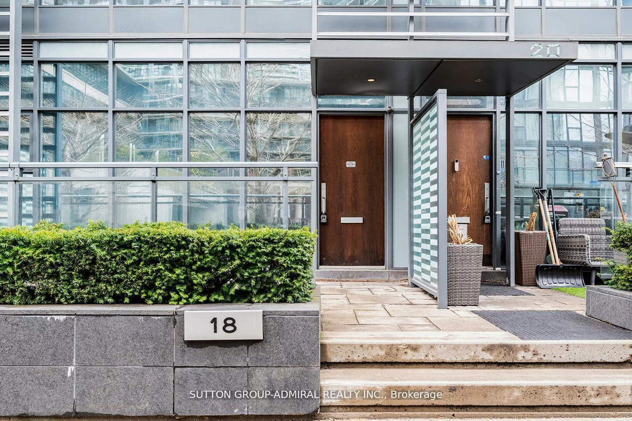 18, Capreol, Waterfront Communities C1, Toronto