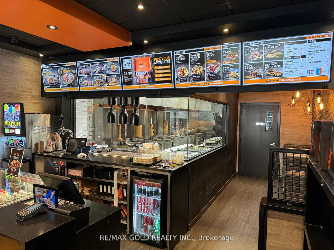 246, Queen, Waterfront Communities C1, Toronto