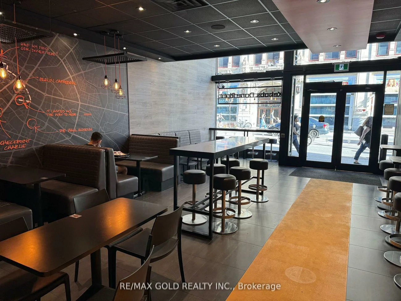 246, Queen, Waterfront Communities C1, Toronto