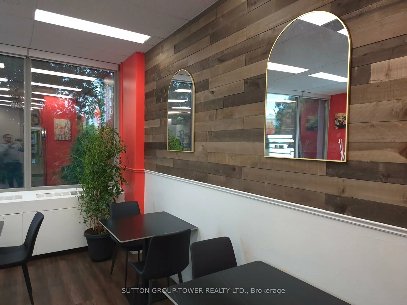 245, Fairview Mall, Don Valley Village, Toronto