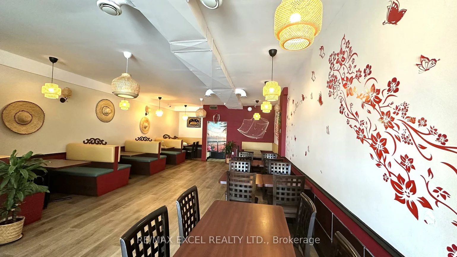 1010, Eglinton, Forest Hill North, Toronto