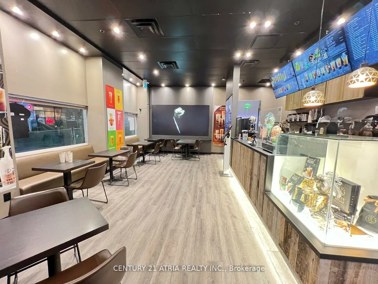 439A, Yonge, Bay Street Corridor, Toronto