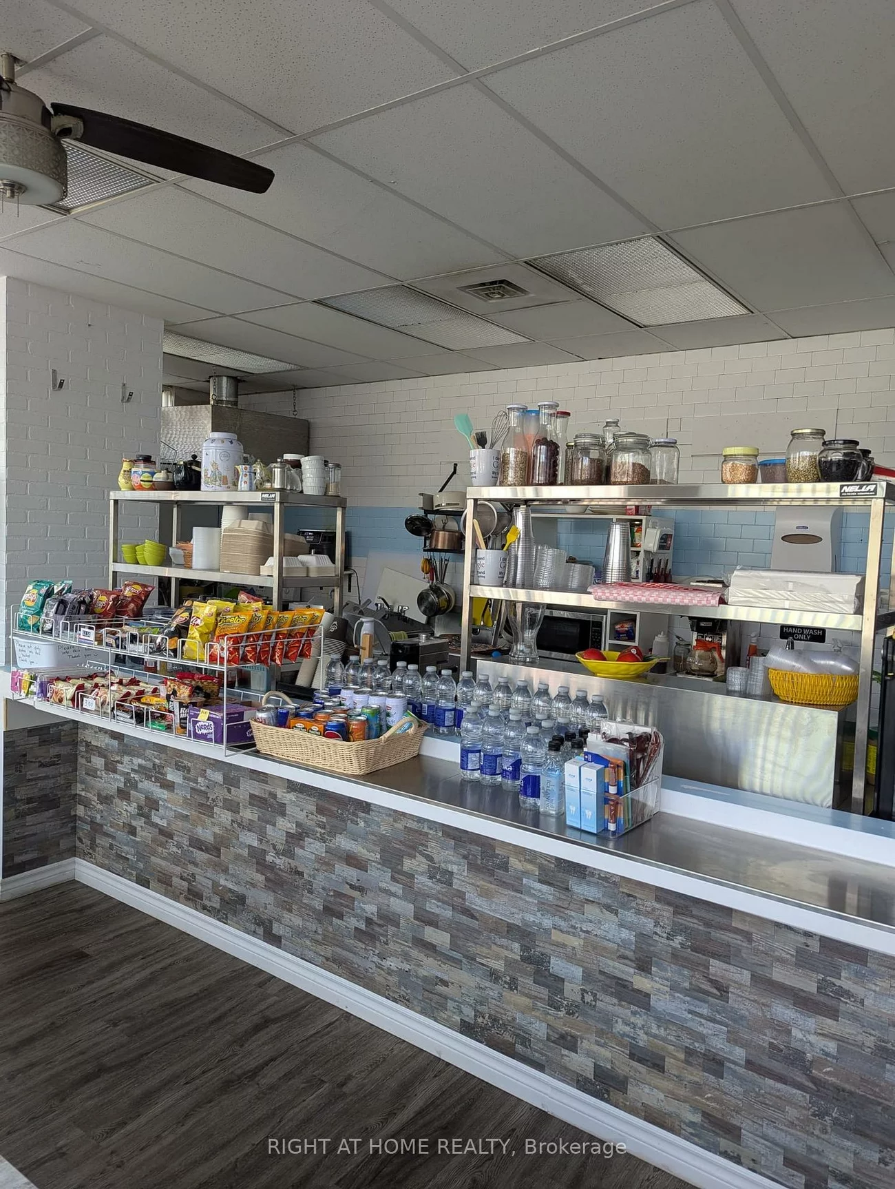 40, Wynford, Banbury-Don Mills, Toronto