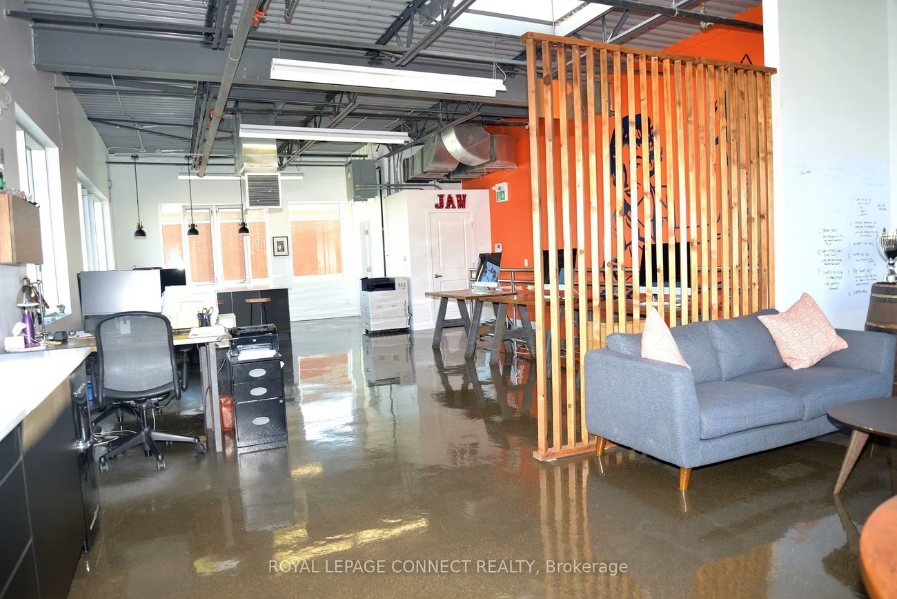 41, Industrial, Thorncliffe Park, Toronto