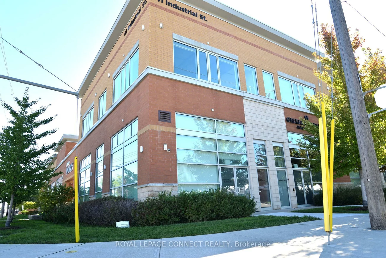 41, Industrial, Thorncliffe Park, Toronto