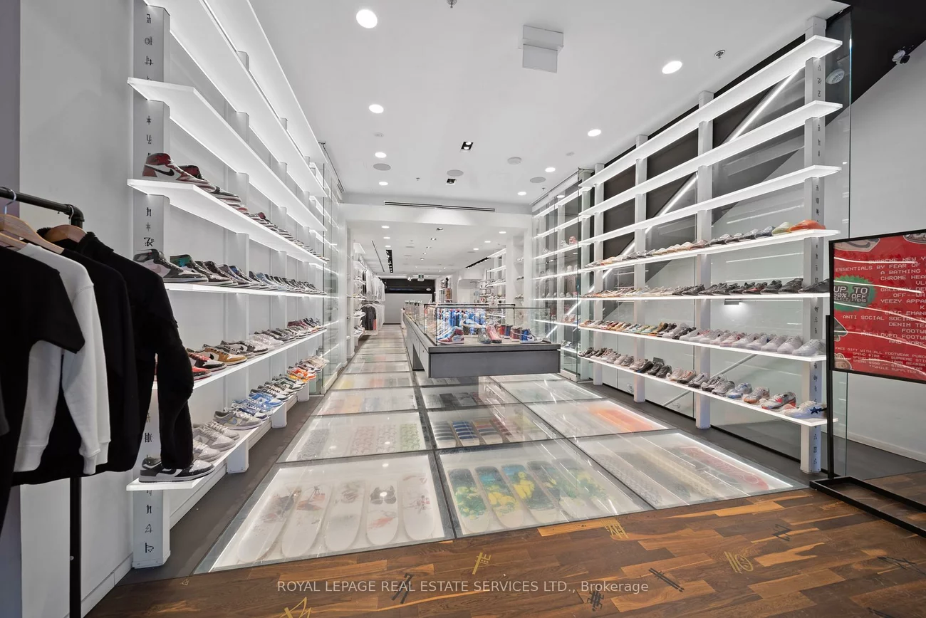 273, Queen, Waterfront Communities C1, Toronto