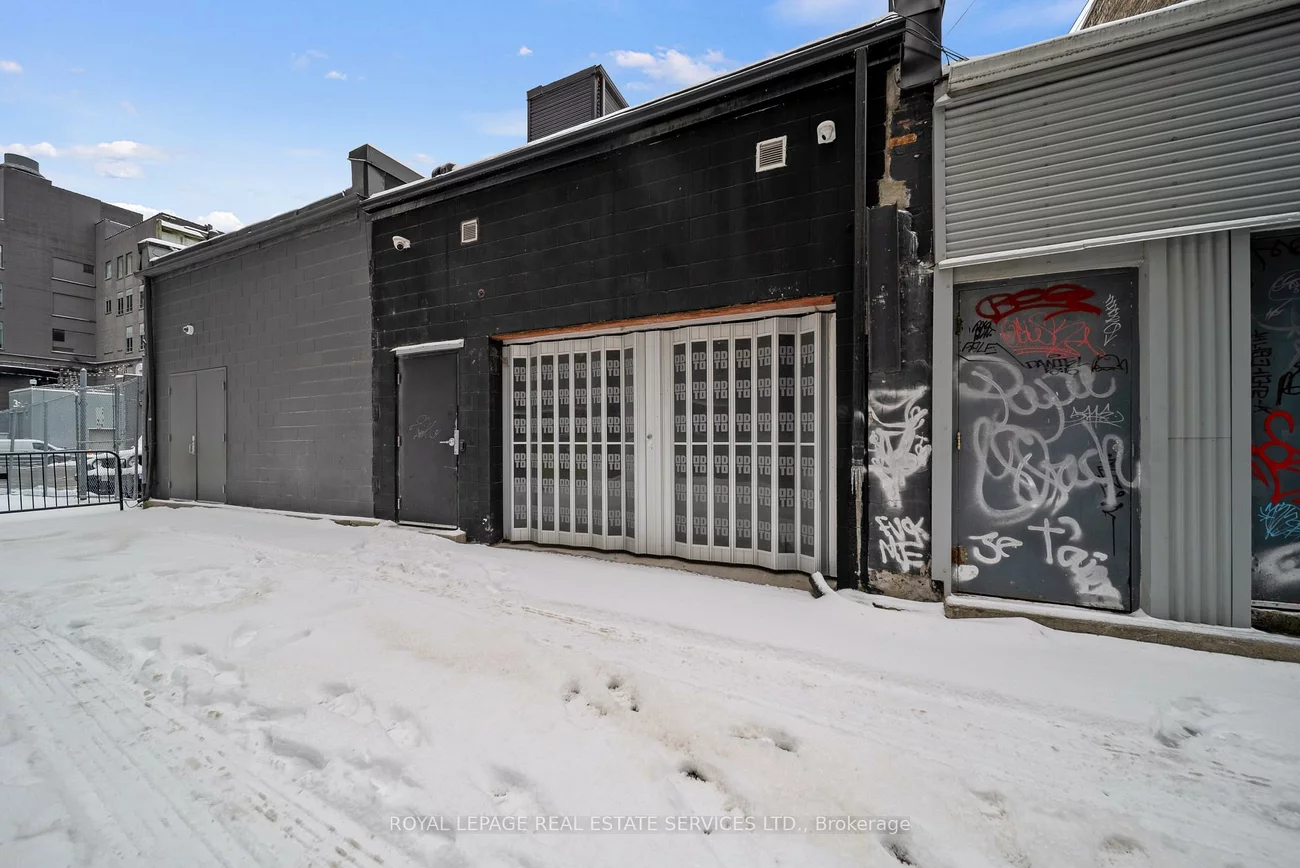 273, Queen, Waterfront Communities C1, Toronto