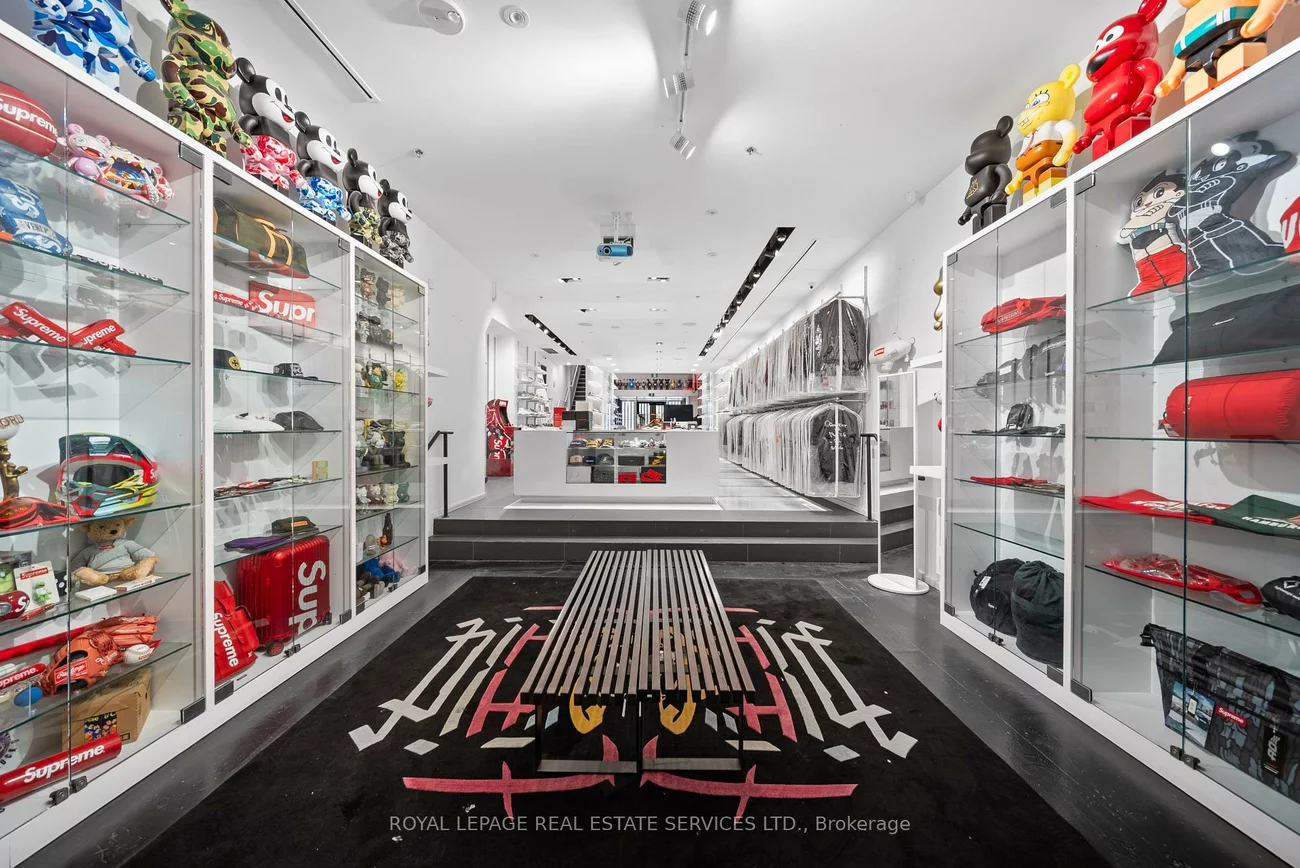 273, Queen, Waterfront Communities C1, Toronto