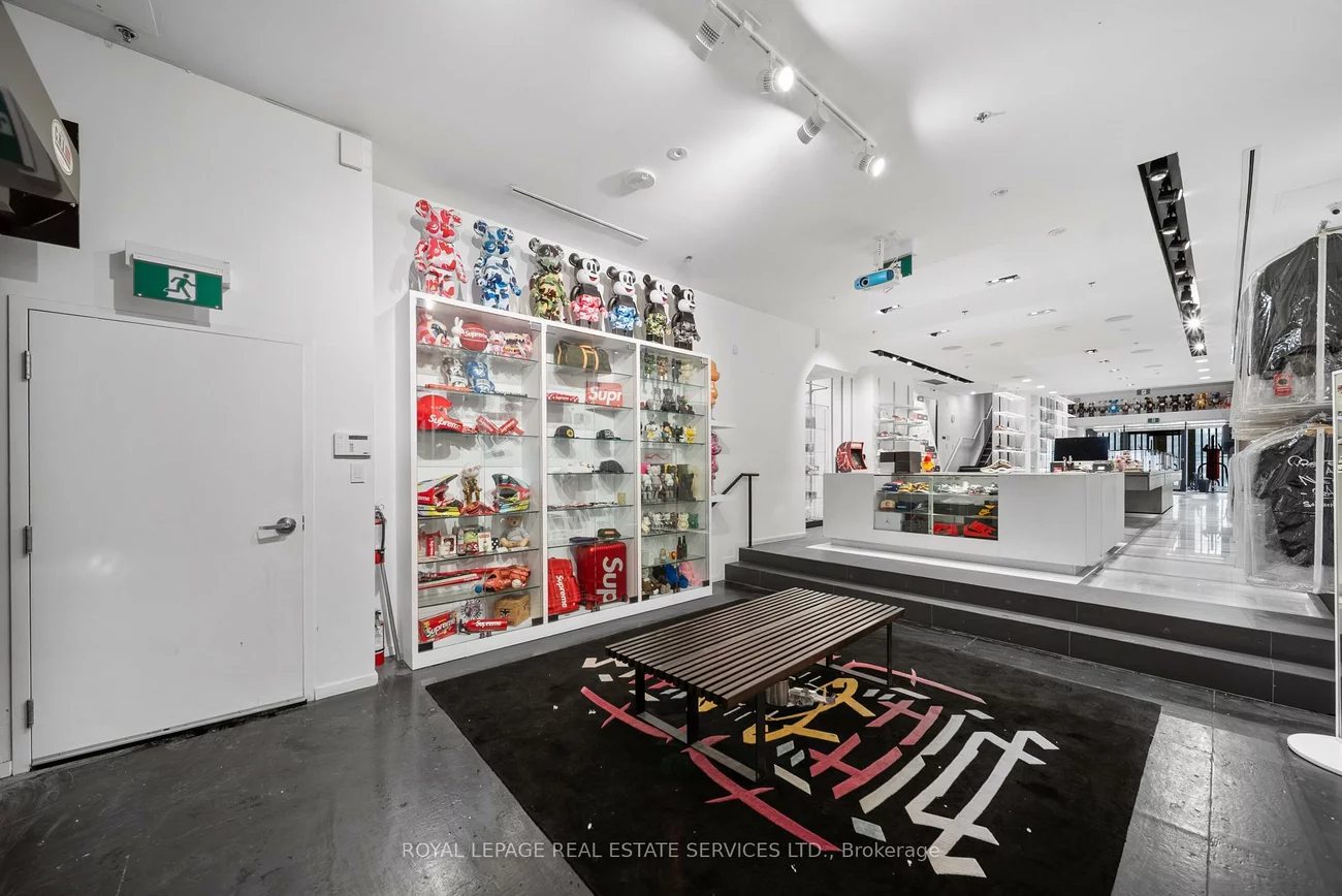 273, Queen, Waterfront Communities C1, Toronto