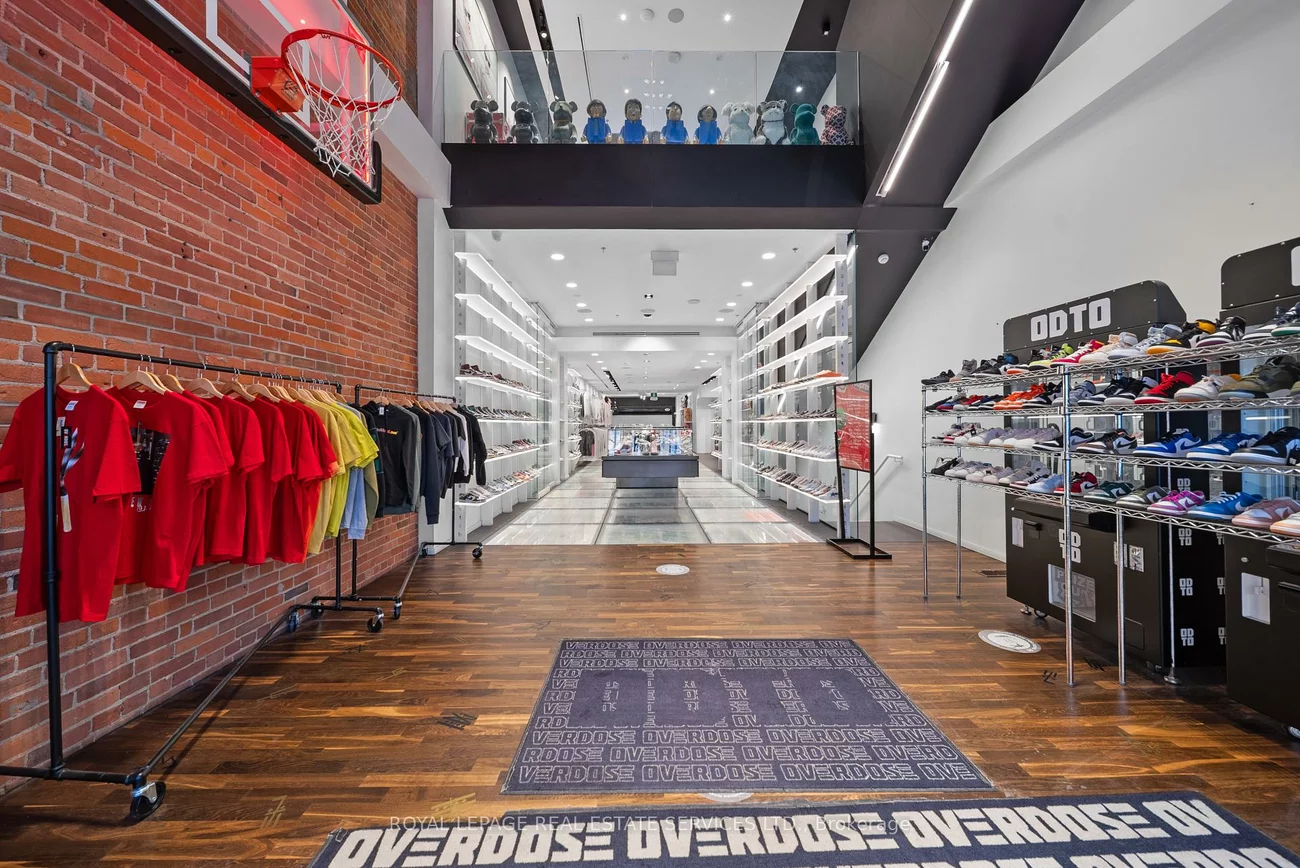 273, Queen, Waterfront Communities C1, Toronto