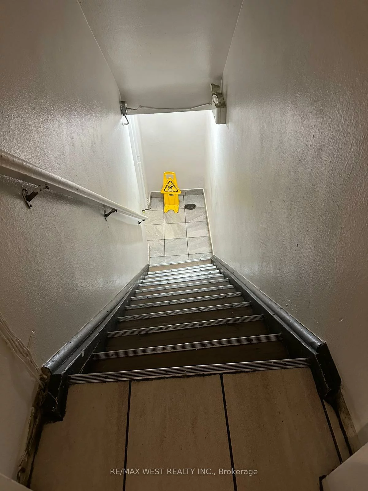 647, Bloor, Palmerston-Little Italy, Toronto