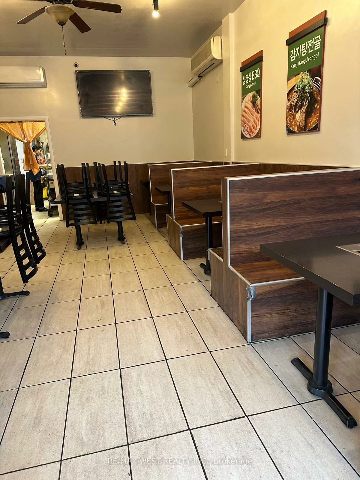 647, Bloor, Palmerston-Little Italy, Toronto