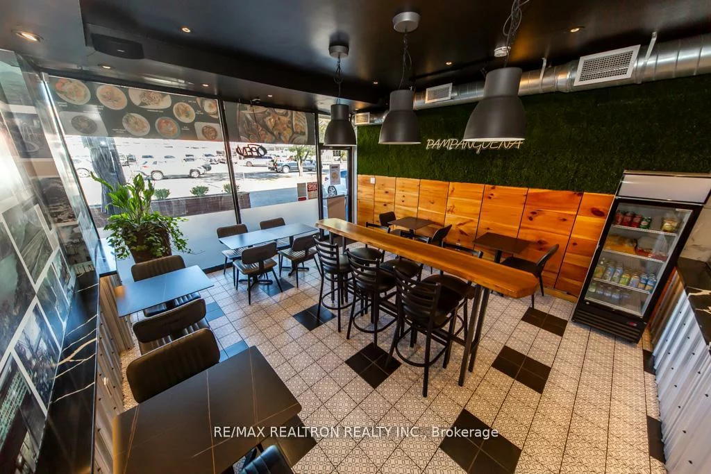 375, Wilson, Clanton Park, Toronto