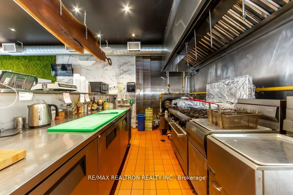 373, Wilson, Clanton Park, Toronto