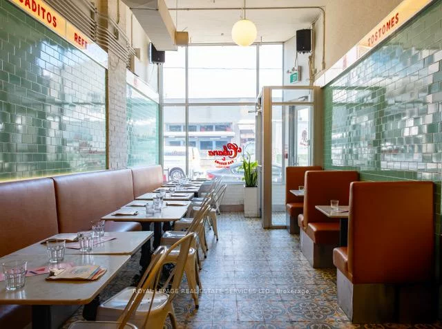 92, OSSINGTON, Trinity-Bellwoods, Toronto