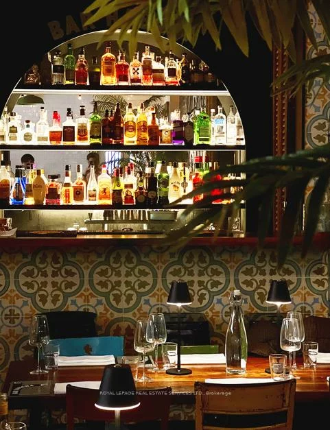 92, OSSINGTON, Trinity-Bellwoods, Toronto