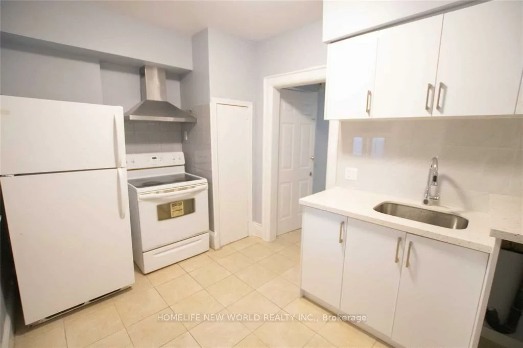 1104, College, Dufferin Grove, Toronto