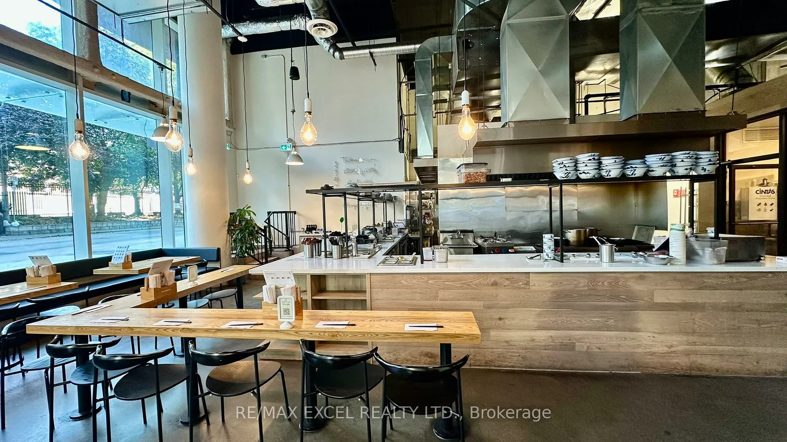 411, Church, Church-Yonge Corridor, Toronto