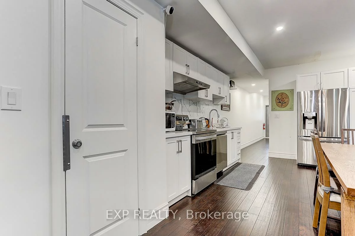 600, Parliament, North St. James Town, Toronto