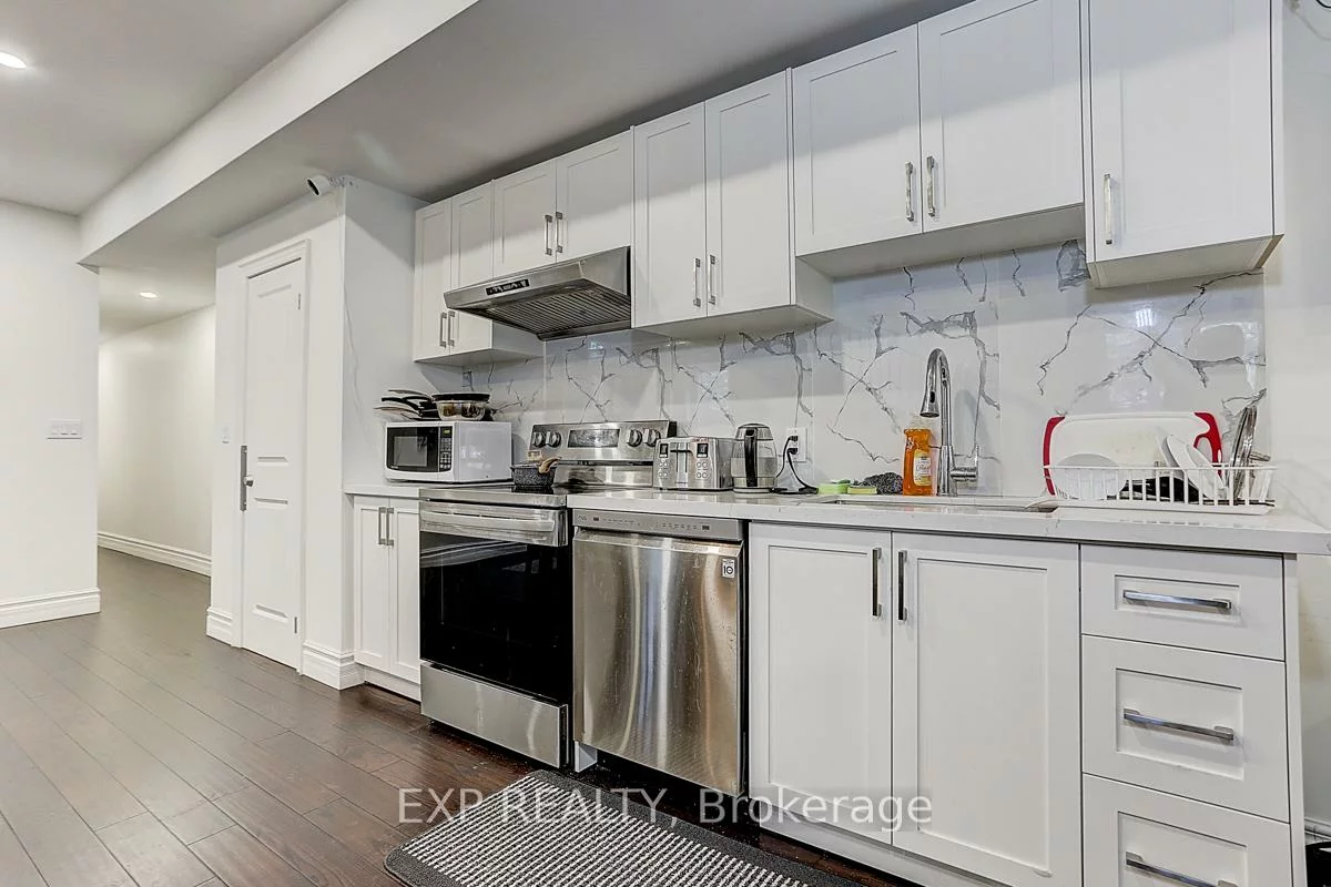 600, Parliament, North St. James Town, Toronto