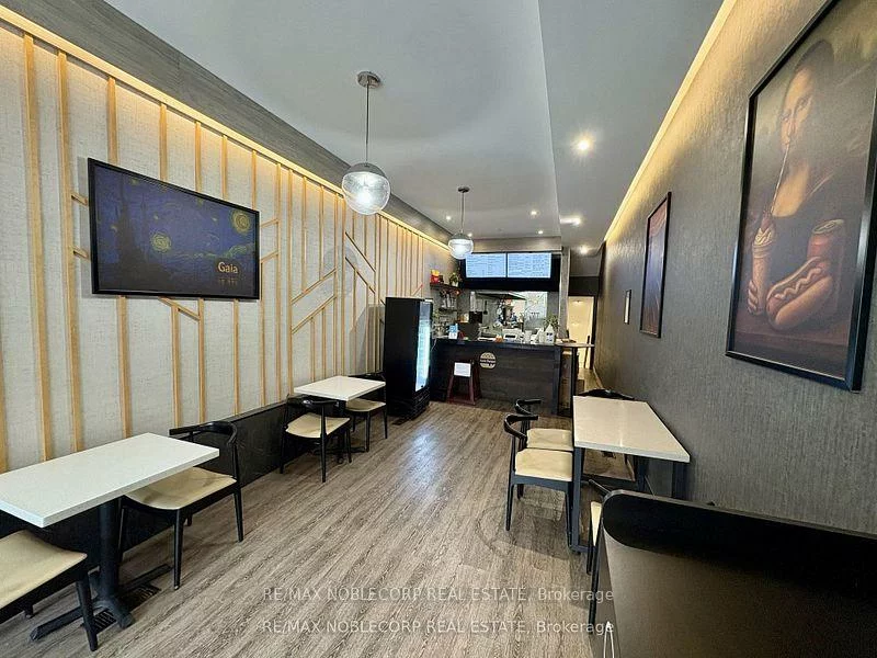 671, Queen, Niagara, Toronto